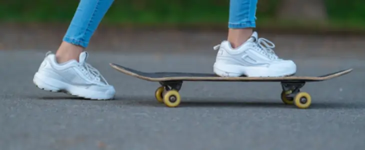 How to Push Skateboard